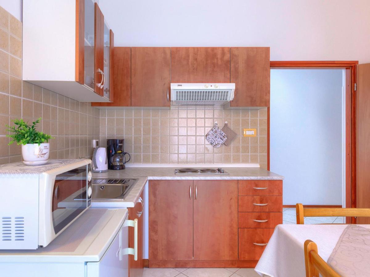Apartment Bruno-1 By Interhome Умаг Екстериор снимка
