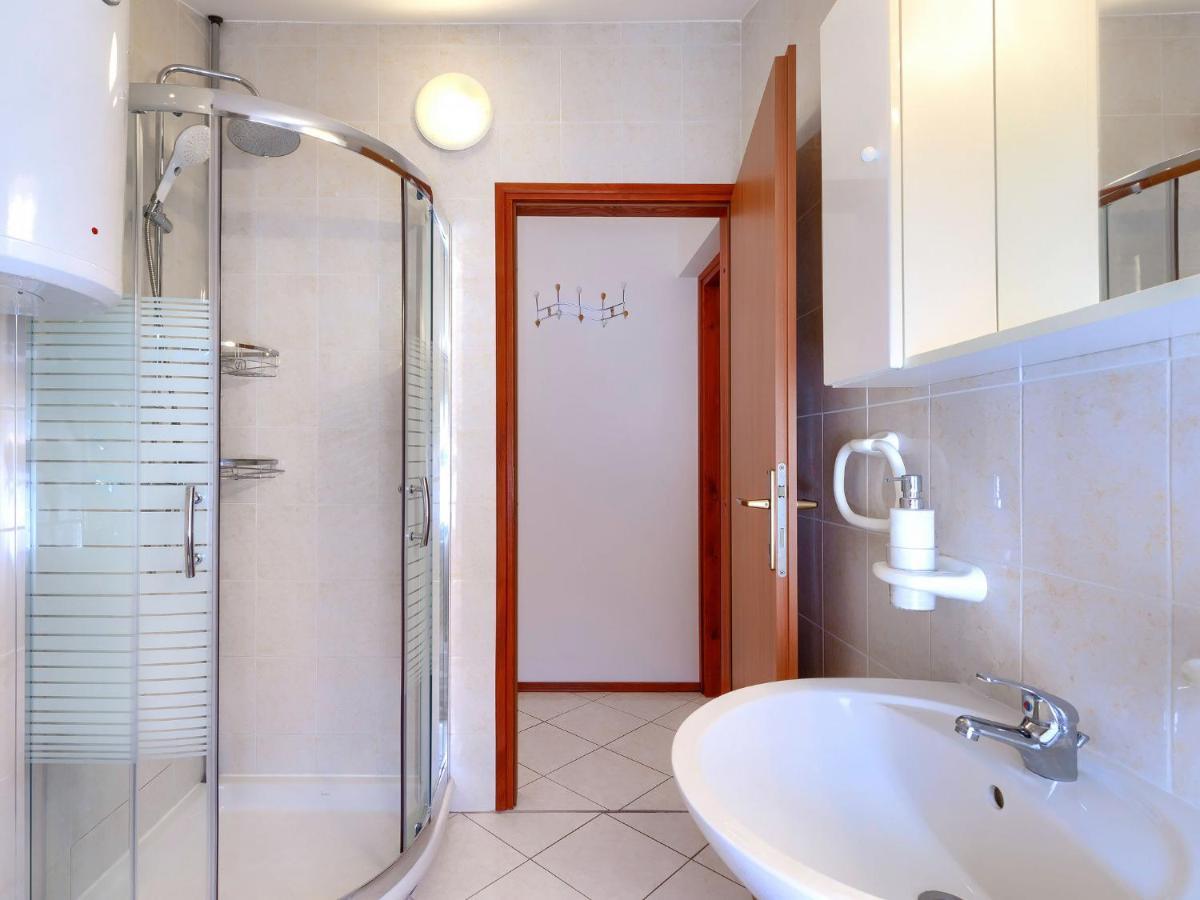 Apartment Bruno-1 By Interhome Умаг Екстериор снимка