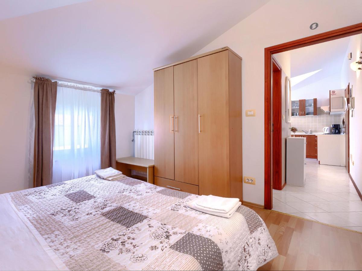 Apartment Bruno-1 By Interhome Умаг Екстериор снимка